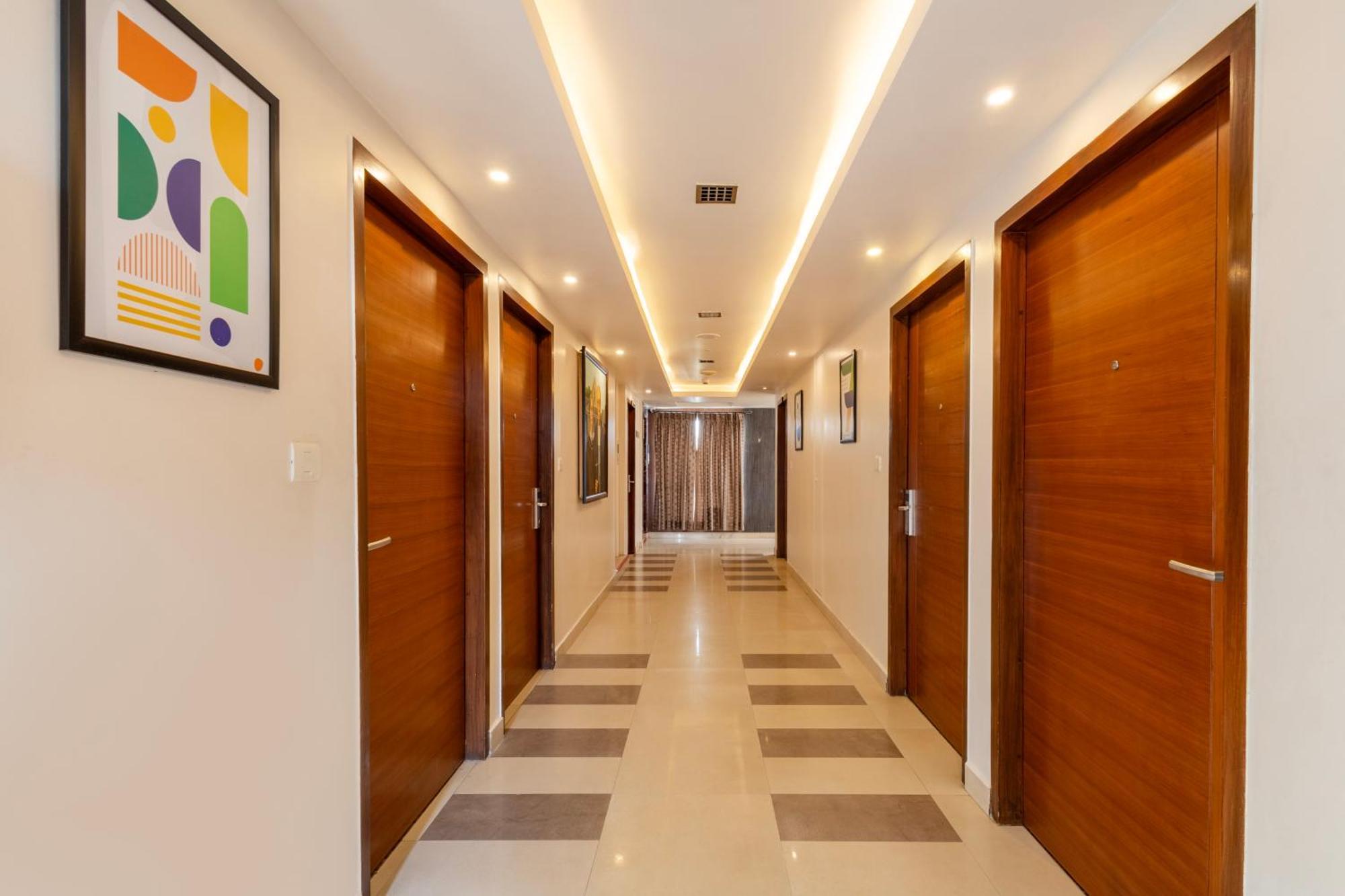 Hotel Treebo Premium Twin Star Chennai Exterior foto