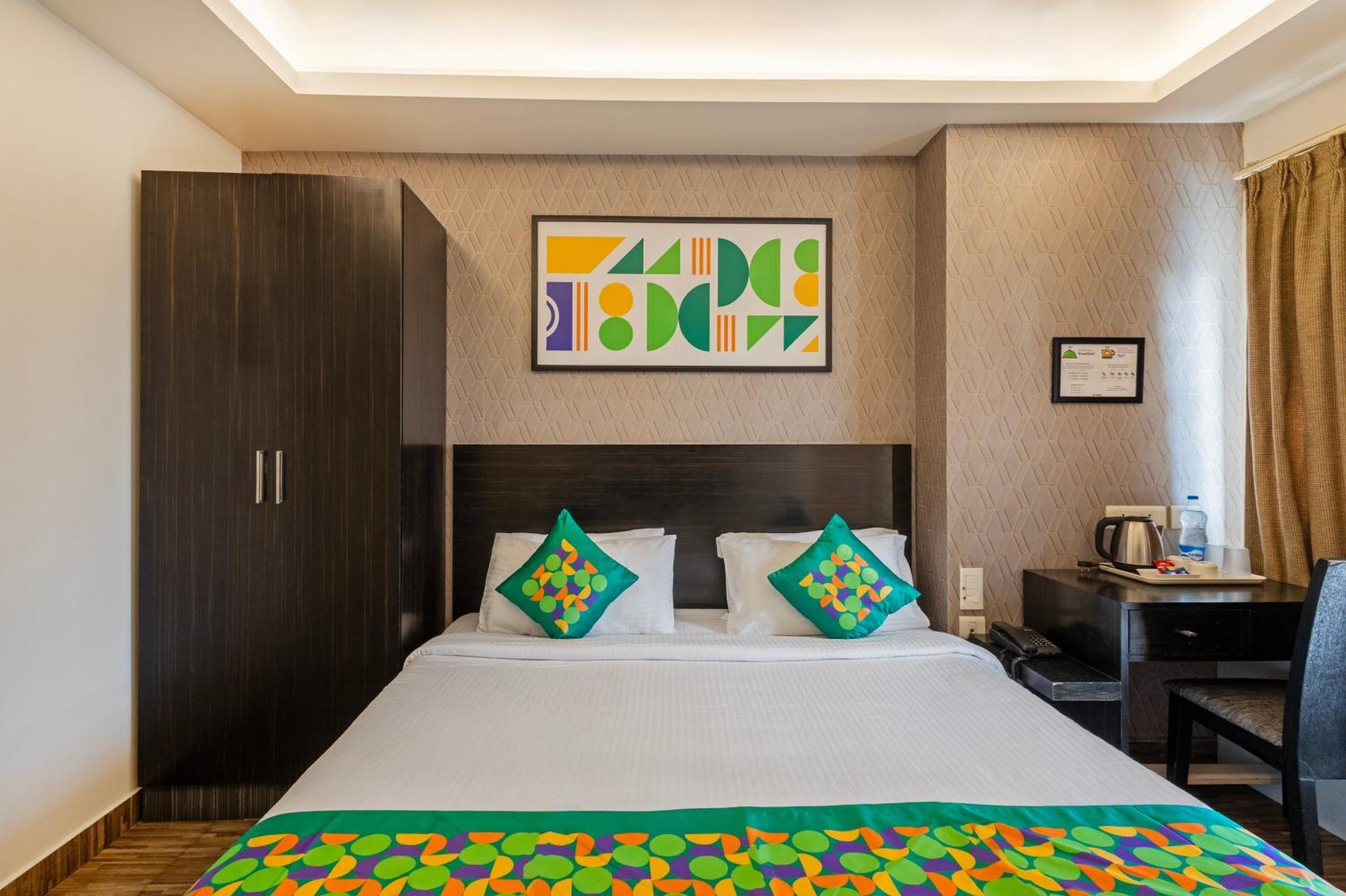 Hotel Treebo Premium Twin Star Chennai Exterior foto