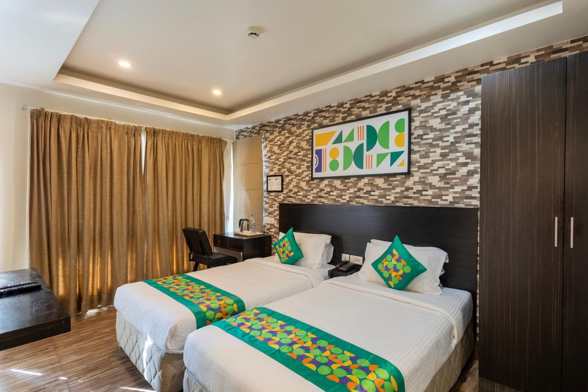 Hotel Treebo Premium Twin Star Chennai Exterior foto