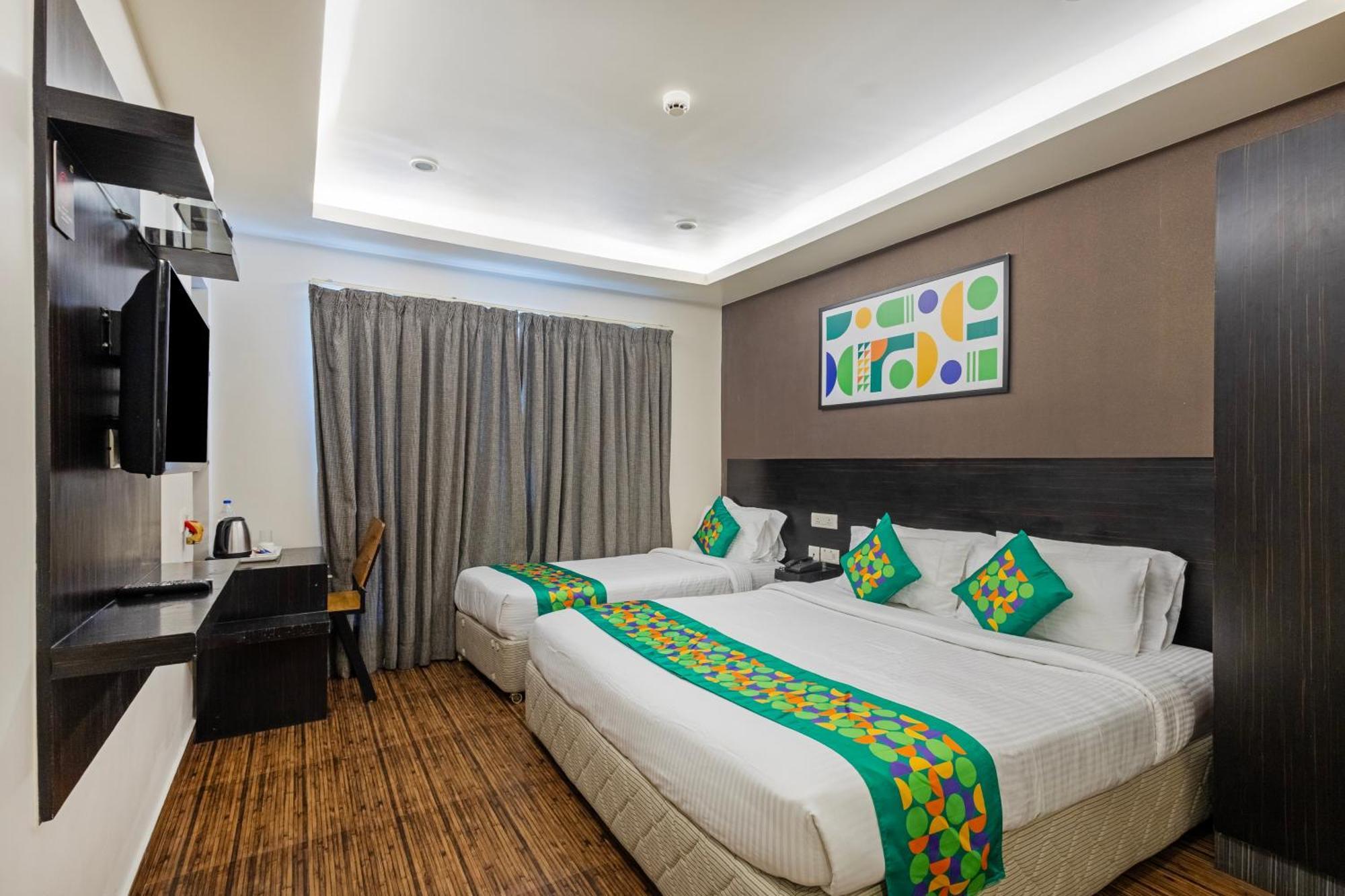 Hotel Treebo Premium Twin Star Chennai Exterior foto