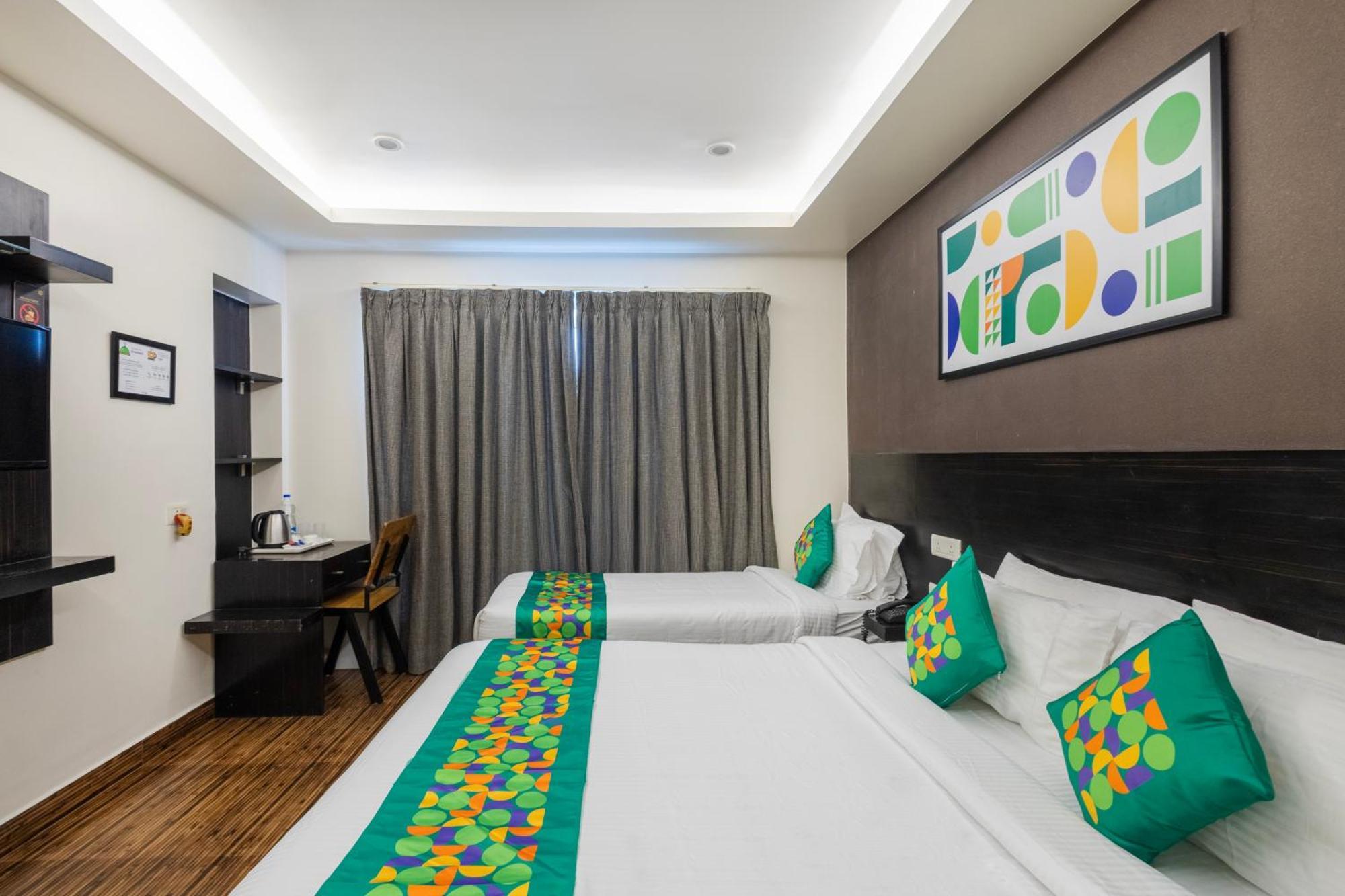 Hotel Treebo Premium Twin Star Chennai Exterior foto